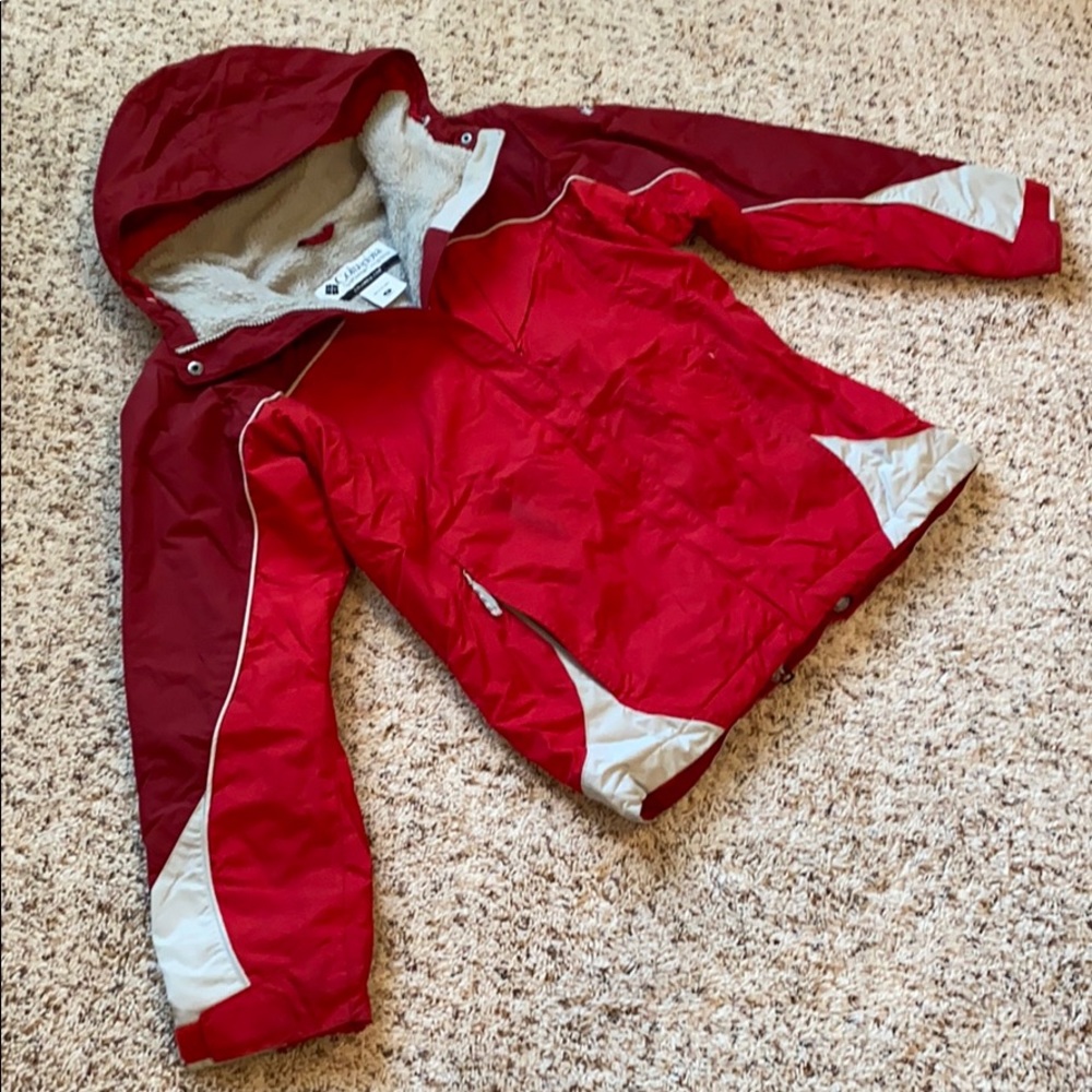Columbia brand ski/snow coat in red